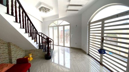 Cho thuê nhà chính chủ Quận 2, dtsd 117m2, giá 12 triệu/tháng, đường số 39 Quận 2