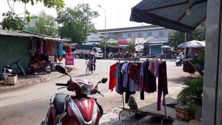 Cho thuê Nhà nguyên căn hẻm xe tải Huỳnh Tấn Phát Q7- Ngang 4.5- Giá 15tr/th