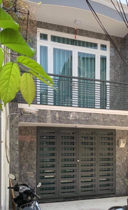 Nhà mới 100% Thống Nhất 2PN có WC trong có video. Khách nhanh còn kịp