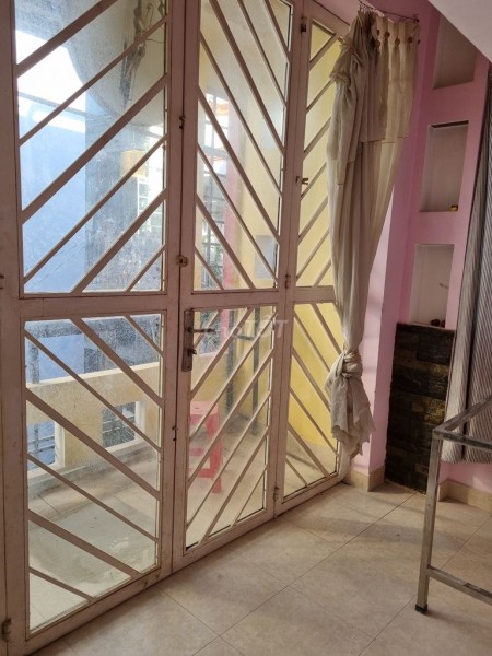 Nguyên căn 1 trệt, 1 lầu cần cho thuê giá 7 triệu/tháng, dtsd 42m2, hẻm 301 Trần Xuân Soạn