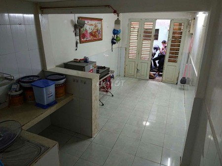 Có nhà trống hẻm 180 Xô Viết Nghệ Tĩnh, Bình Thạnh cần cho thuê nguyên căn giá 8.5 triệu/tháng