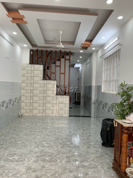 Mình cần cho thuê nhanh nguyên căn 1 trệt, 1 lầu dtsd 76m2, giá 12 triệu, đường Bình Trị Đông