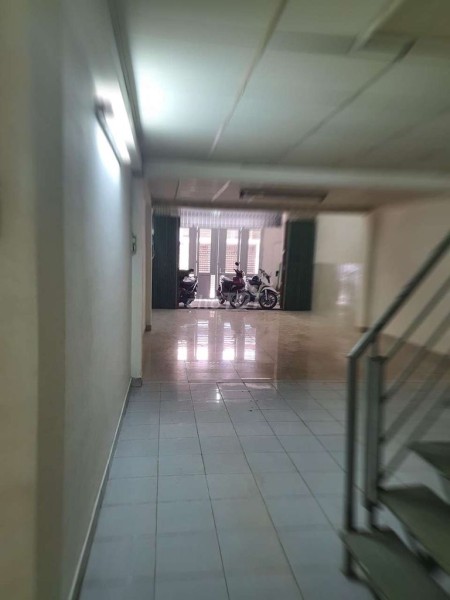 Trống nhà chưa sử dụng đến nên cần cho thuê giá 9 triệu/tháng, dt 120m2, đường số 3, Thủ Đức