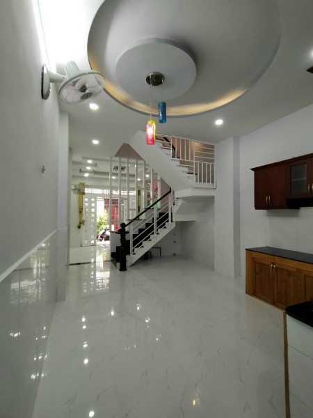 Nhà mới đẹp 2PN Bùi Quang Là P12 Gò Vấp (4.2x14)