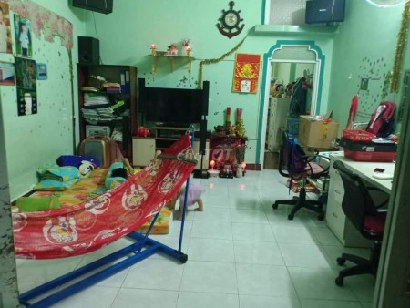 Đường Hưng Long, huyện Bình Chánh cần cho thuê nhà rộng 50m2, giá 3 triệu/tháng, 50m2, 1 phòng ngủ, 1 toilet