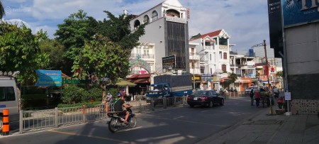 Cho thuê mặt tiền đường 685 Phan Văn Trị, Phường 7, Quận Gò Vấp