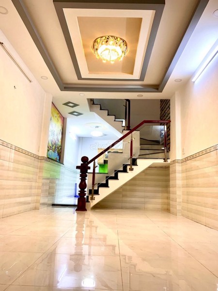 Trống nhà hẻm 30/4B Hoàng Hoa Thám cần cho thuê giá 15 triệu/tháng, dt 72m2