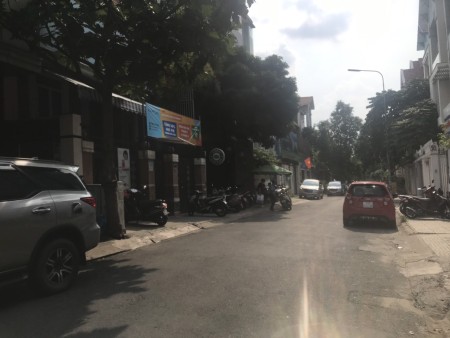 Chín chủ cho thuê nhà mặt tiền tiện kinh doanh Phan Xích Long, Phú Nhuận