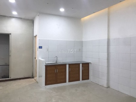 Mình cần cho thuê nhà Bình Thạnh rộng 85m2, 3 tầng đúc, giá 21 triệu/tháng, lh