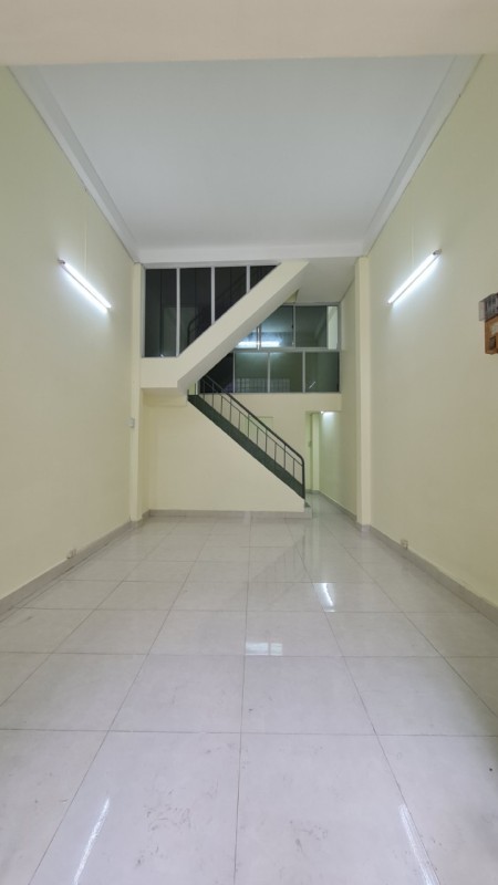 Chính chủ cho thuê nhà riêng hẻm tải 7m, Dt 4x12, Bùi Đình Túy