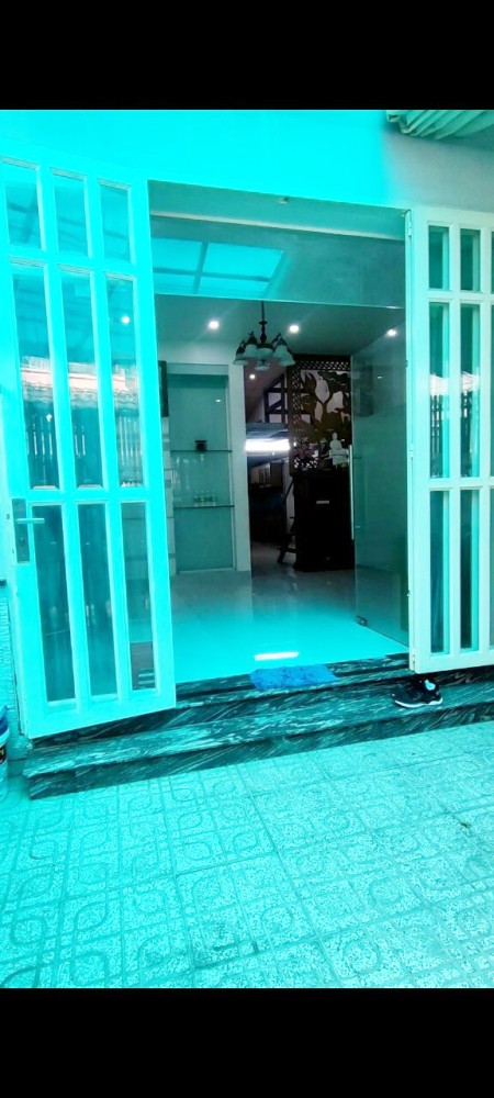 Cho thuê nhà ngang 6m x 18m cam kết nhà mới bao đẹp hơn hình có Sân Lớn để xe