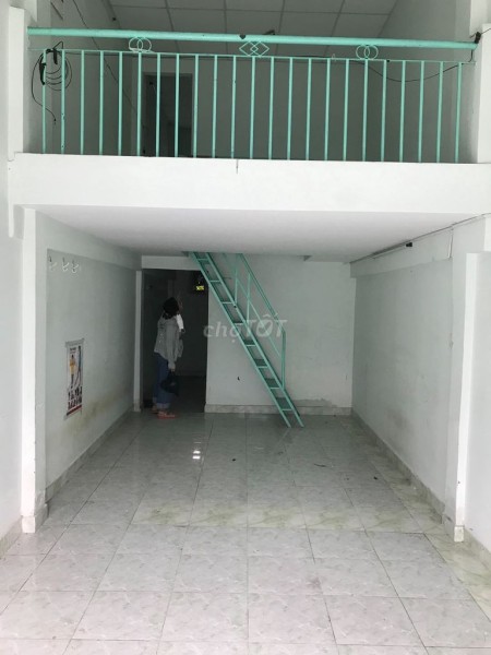 Cho thuê nhà 1 trệt 1 lầu đúc Quận 12, dtsd 50m2, giá 4.5 triệu/tháng, lh 0565430310