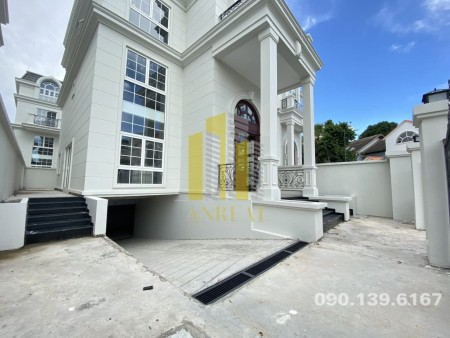 Cho thuê biệt thự mặt tiền Nguyễn Văn Hưởng Quận 2 diện tích 276m2 giá 69 triệu