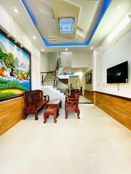 Cho thuê nhà Quận Tân Bình, diện tích 80m2, giá 17 triệu/tháng, 4 tầng, lh 0937221068