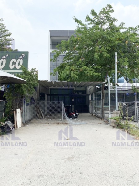 Cho thuê tòa nhà dt 500m2 làm văn phòng đường Nguyễn Hoàng, hầm 4 sàn trống, máy lạnh