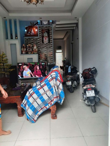 Chủ cần cho thuê nhà rộng 76m2 (4.5mx17m), hẻm thông giá 8 triệu/tháng, hẻm 7/18/15 Liên Khu 5-6