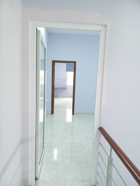 Hẻm xe tải 7m đướng Cộng Hòa, phường 12 Quận Tân Bình giá 19 triệu/tháng