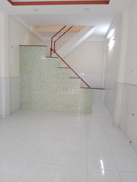 Trống nhà Văn Cao, Tân Phú cần cho thuê nhà chính chủ dt 52m2, giá 7.5 triệu/tháng