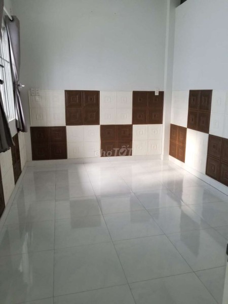 Mình cần cho thuê nhà rộng 2 tầng đúc giá 7 triệu/tháng, hẻm Lê Đức Thọ, Gò Vấp