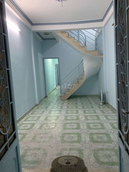 Chính chủ cần cho thuê nhà rộng 65m2 cấp 4 trống suốt giá 9 triệu/tháng, hẻm 49 Bạch Đằng