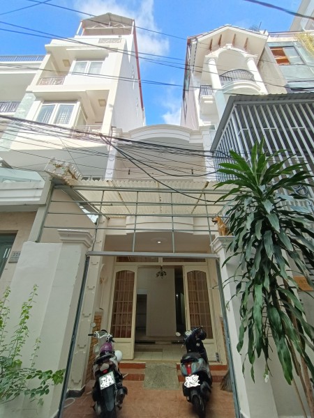 Nhà nguyên căn HXH Điện Biên Phủ Cạnh ĐH Kinh Tế 8PN