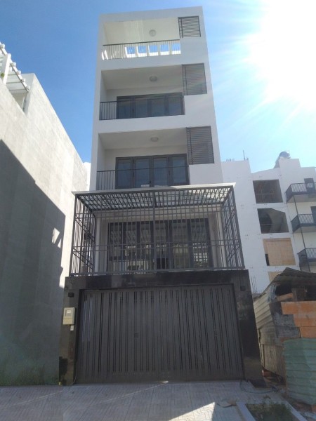 Cho thuê nhà phố 3 lầu diện tích sử dụng 5x20m nhà đẹp giá 25 triệu/tháng