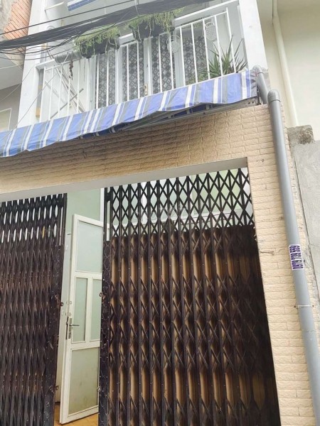 Trống nhà hẻm 33 Nguyễn Công Hoan, Phú Nhuận cần cho thuê giá 6 triệu/tháng, dtsd 28m2