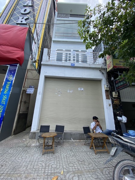 Nhà nguyên căn diện tích sử dụng 5x16, 1 trệt 2 lầu Mặt tiền Âu Cơ giá 15 triệu