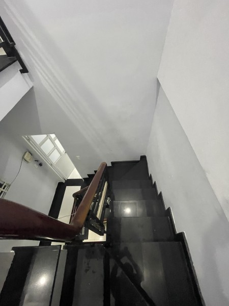  Quận 5 Hẻm 3m Huỳnh Mẫn Đạt F4 Q5 Dt 3.2m x 13m Kết cấu 1 trệt 1 lầu - 10 triệu