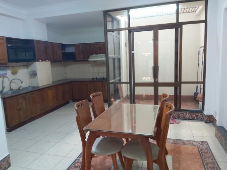 Cho thuê nhà MT Bế Văn Đàn, P14 Tân Bình 4x18m trệt 3 lầu kinh doanh tự do, giá chỉ 17 triệu/tháng