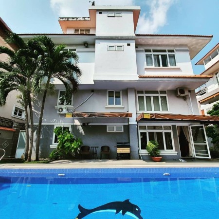 Villa hồ bơi,sân vườn Nguyễn Văn Hưởng 2 lầu 6PN view sông