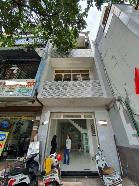 Cho thuê nhà mặt tiền Trường Sa, giá 25 triệu/tháng, liên hệ 0906870836