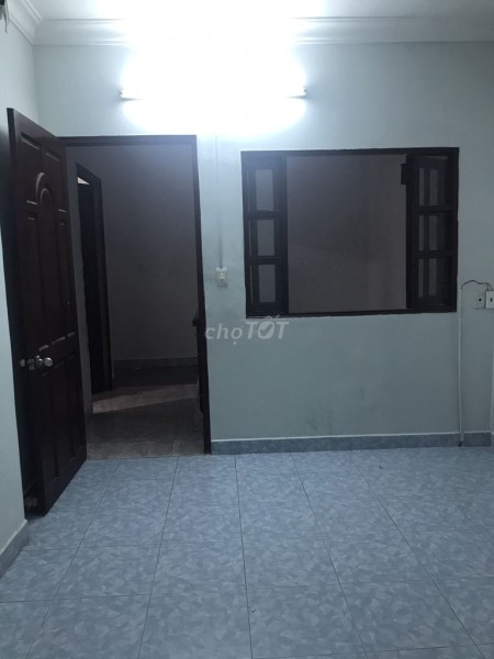 Chủ cần cho thuê nhà rộng 60m2, có nội thất, giá 6.5 triệu/tháng, hẻm Quốc Lộ 13, Thủ Đức