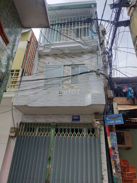 Có nhà hẻm 737 Lạc Long Quân, Tân Bình cần cho thuê giá 6 triệu/tháng, dtsd 18m2