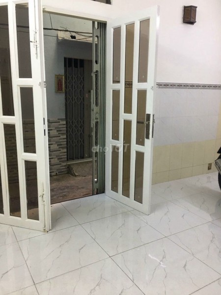 Nhà trung tâm Quận 10 chủ cần cho thuê nhanh dt 24m2, 3 tầng đúc, giá 6.5 triệu/tháng