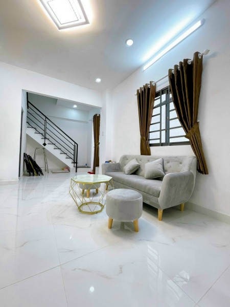 Cho thuê nhà nguyên căn 2 mặt tiền Cửu Long Quận 10 khu dân cư đông đúc