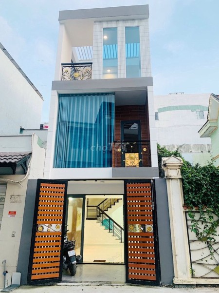 Cho thuê nhà rộng 80m2, giá 15.5 triệu/tháng, hẻm lớn Dương Quảng Hàm Gò Vấp