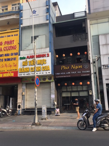 Cho thuê 4 lầu đúc kiên cố mặt tiền đường Tô Hiến Thành, Quận 10 dtsd 250m2 giá chỉ 45tr