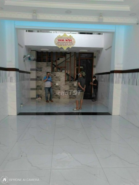 Hợp đồng dài hạn, kí chính chủ nhà nguyên căn 85m2, giá 40 triệu/tháng, hẻm Lê Đức Thọ, Gò Vấp