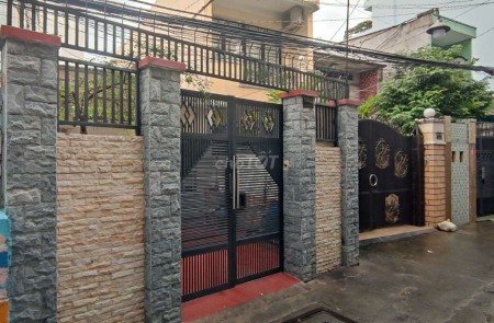 Có nhà hẻm 159/28 Xóm Chiếu, Quận 4 cần cho thuê giá 10 triệu/tháng, dtsd 74m2