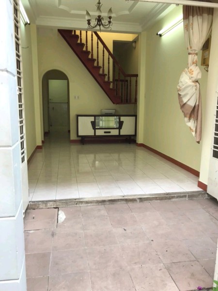 Nhà HXH Thành Thái 1trệt1 lầu-cách MT 3 căn, khu dân cư đông đúc