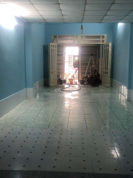 Cần cho thuê nhà rộng 84m2, 1 trệt 1 gác, giá 9 triệu/tháng, hẻm 182 Tân Hương, Tân Phú