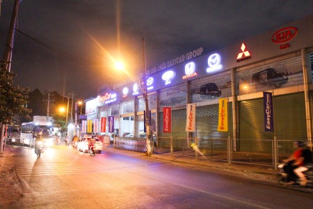 Cho thuê nhà 2mt Phổ Quang TB. trệt trống suốt, cầu thang cuối nhà thích hợp làm chuyển phát