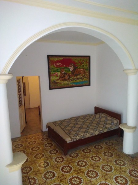 Cho thuê Nhà 2 tầng nguyên căn diện tích sử dụng 150m² mặt tiền 422 Lê Duẩn