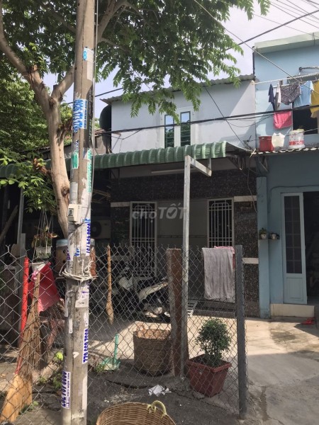 Cho thuê nhà Quận 6, dtsd 34m2, 1 trệt, 1 gác rộng hẻm 242 Bà Hom, giá .5 triệu/tháng