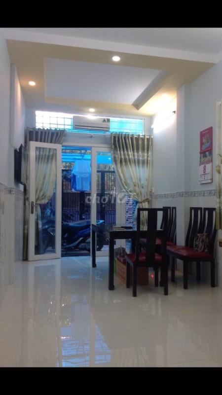 Chính chủ cho thuê nhà rộng 60m2 2 pn hướng tốt, giá 7 triệu/tháng, Bến Vân Đồn Quận 4, 60m2, 2 phòng ngủ, 2 toilet