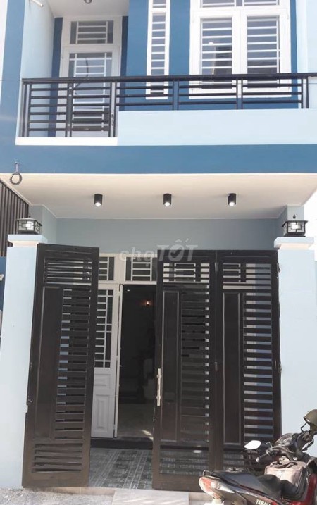 Nhà tiện đầu tư kinh doanh ngay công viên Quận 1, dtsd 120m2, giá 30 triệu/tháng, lh 0931345025