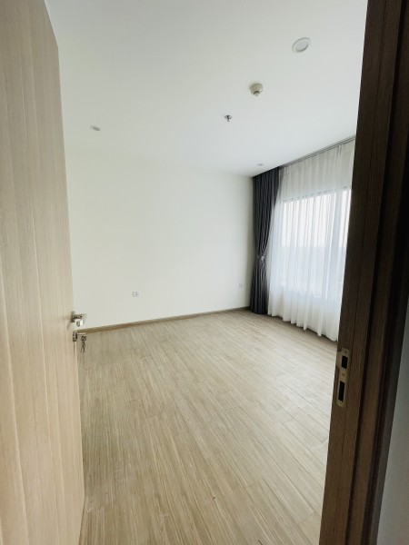 CHO THUÊ GẤP CĂN HỘ Q9 VINHOME CHÍNH CHỦ