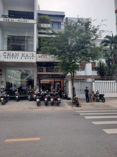 Cho thuê 4 tầng mặt tiền Sư Vạn Hạnh, Quận 10 nhà mới gía cho thuê 55 triệu/tháng