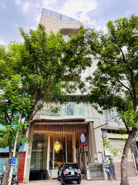 Sang nhượng 1500m2 quán KARAOKE MT Phạm Ngũ Lão, Quận 1 hầm 7 lầu giá thiện chí